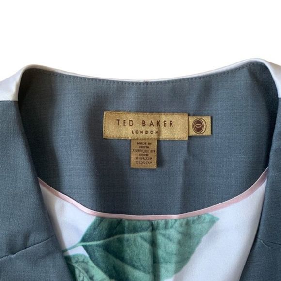 Grey and White Ted Baker London Vest Size 0 - Picture 4 of 7